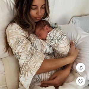 MASONGREY Classic Short Robe In Sandy Palms